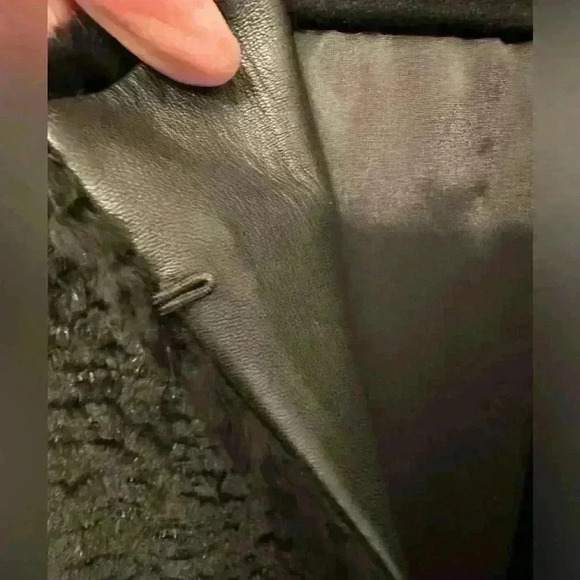 Lafayette 148 100% Rabbit Fur Vest, 100% Leather Trim - Black, Women’s Size M - Picture 7 of 9